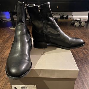 FRANCO SARTO BLACK CHELSEA BOOTS SIZE 8.5